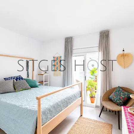 Con Patio Y A 5 Minutos De La Playa Apartman Sitges