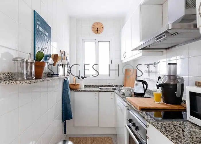 Con Patio Y A 5 Minutos De La Playa Lägenhet Sitges