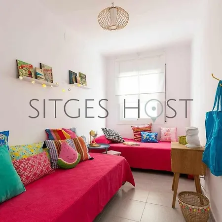 Con Patio Y A 5 Minutos De La Playa Apartment